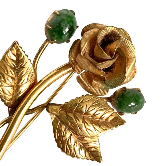 1940s Winard 12K GF Rose Flower Green Glass Stones Brooch Gold Tone 2.5in - Picture 3 of 13